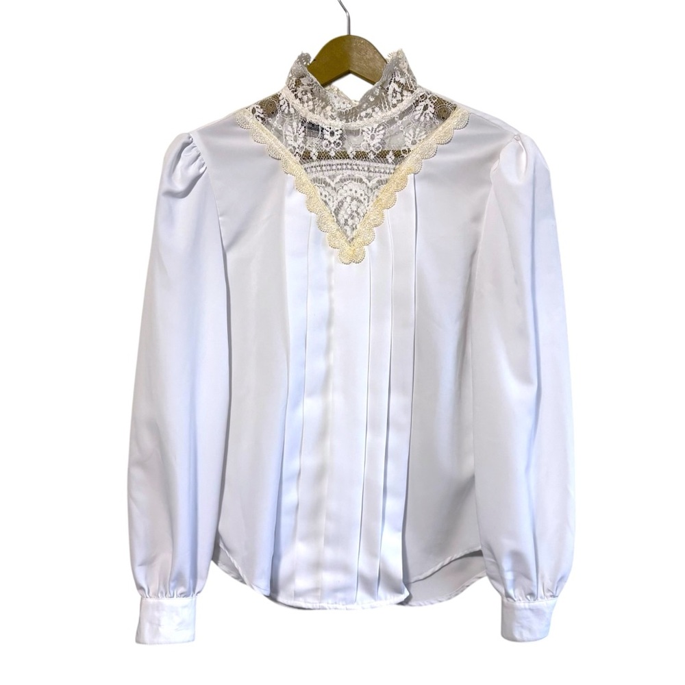 Panhandle Slim Womens Medium White Lace Neck Pleat Front Top Western Cottagecore